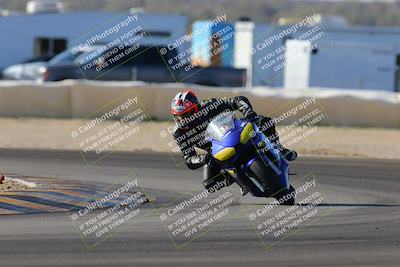 media/Dec-18-2022-SoCal Trackdays (Sun) [[8099a50955]]/Turn 2 (950am)/